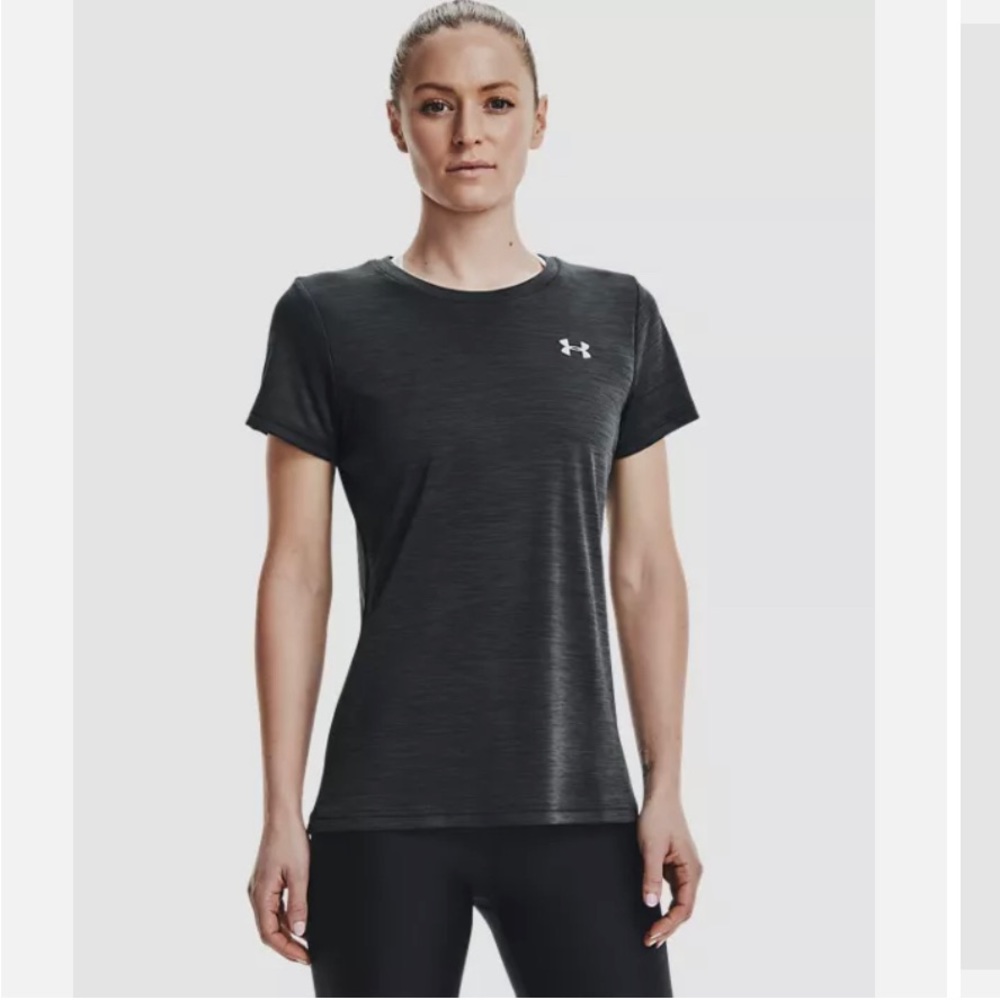 Under Armor Heat Gear Loose Gray Shirt